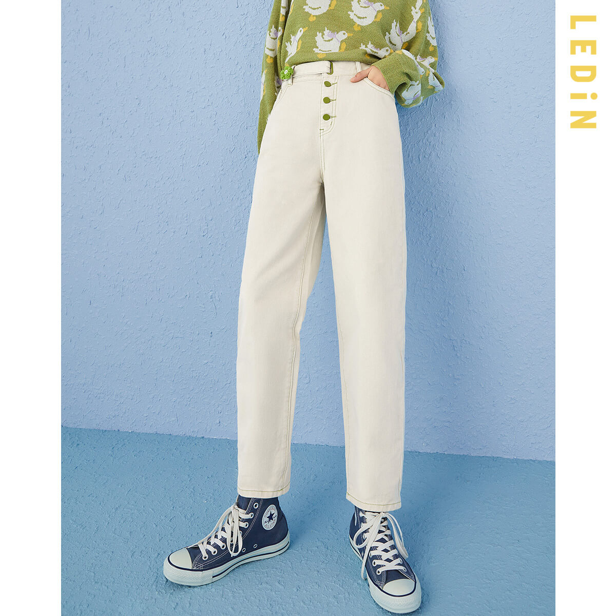 直筒牛仔褲女2024年春季新款褲子女裝童趣花花牛仔褲寬鬆